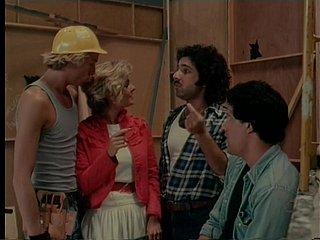 Milfs retro phổ biến trong phim khiêu dâm cổ điển thỏa mãn (1982)