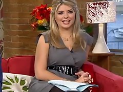 Holly Willoughby PANTYHOSE GENUSS