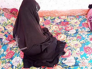 巴基斯坦穆斯林盖头女孩与以前的性爱