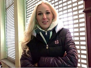 Scout alemán: arctic adolescencia muy caliente Marie Sweet-talk para copular en el casting