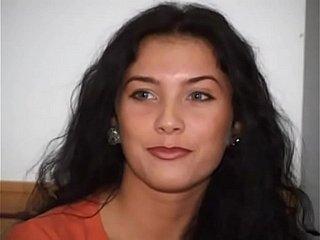 Henriette, adolescente incredibile near un found search for anale privato