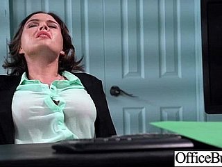 Chica de oficina (krissy lynn) brush grandes tetas de melón película de amor sexual-34