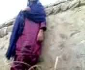 Paquistanesa Vila menina que esconde do caralho de encontro à parede