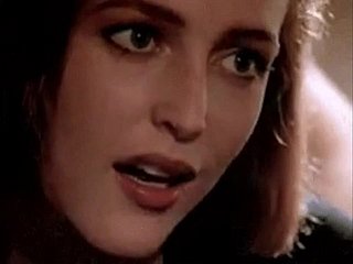 X-Files Noites: Mulder e Scully erótica