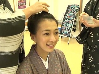Asian cutie Masako Umemiya gets prepared nearby become geisha